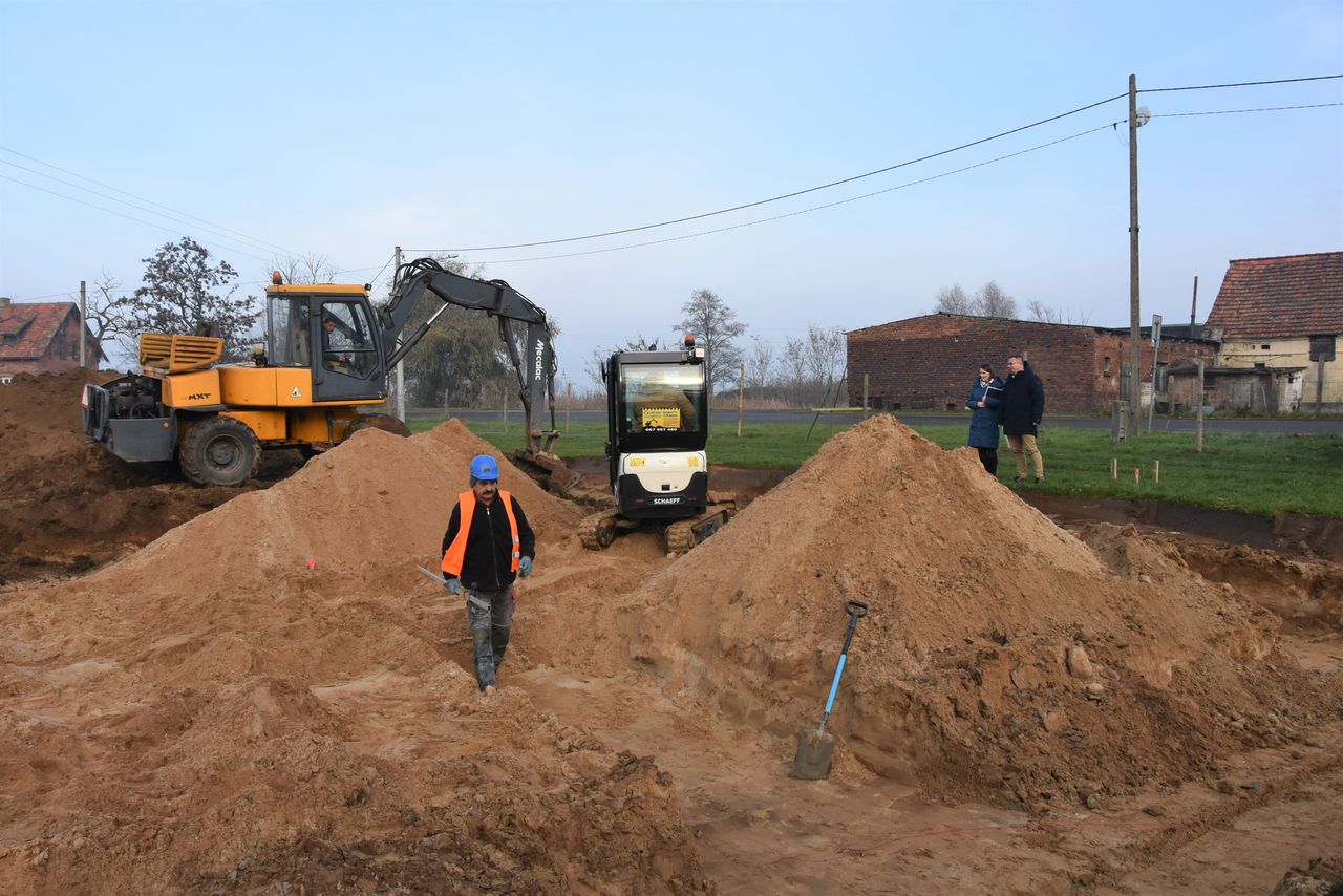 trwają prace związane z budową świetlicy