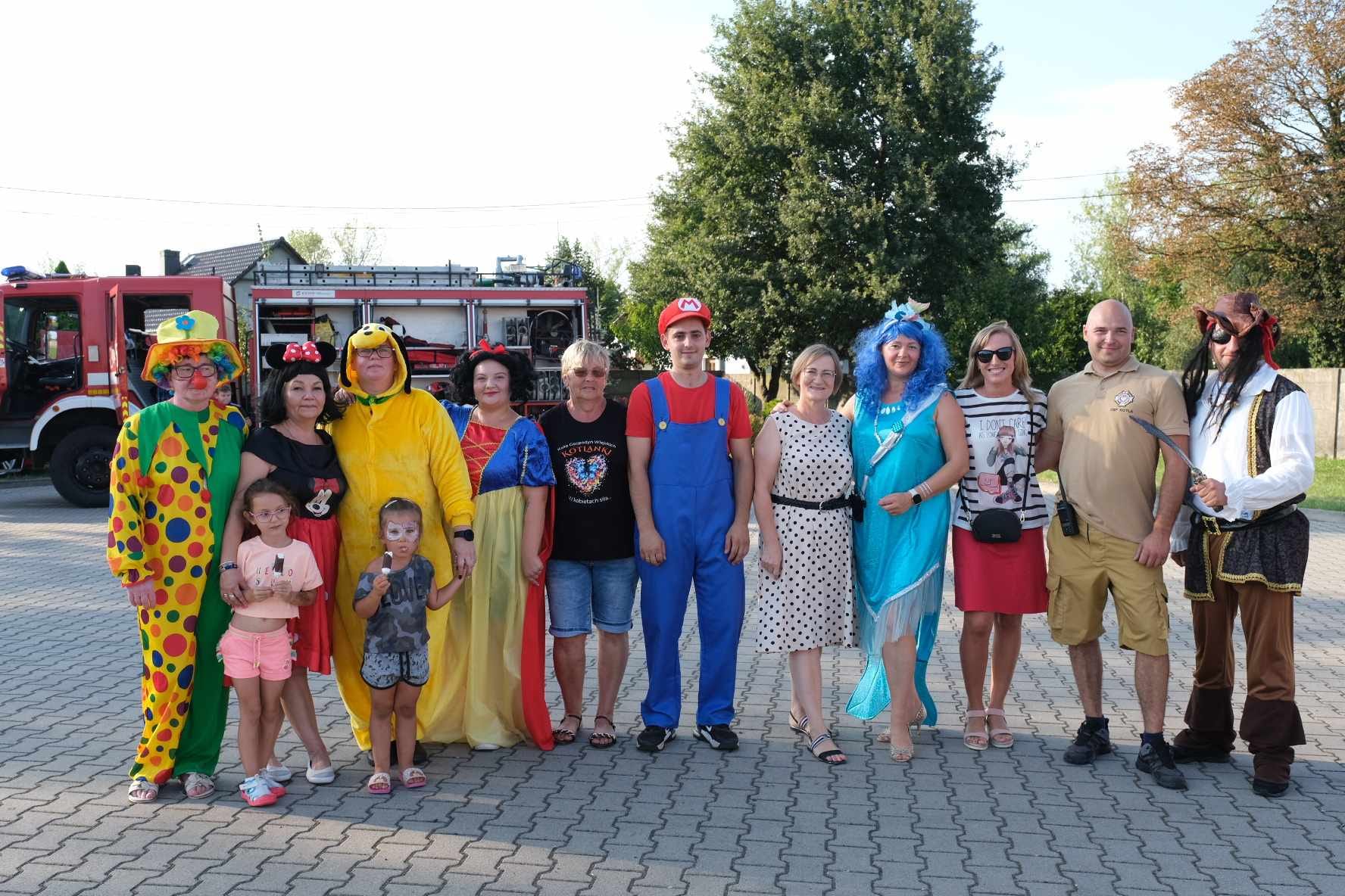 zdjęcie grupowe