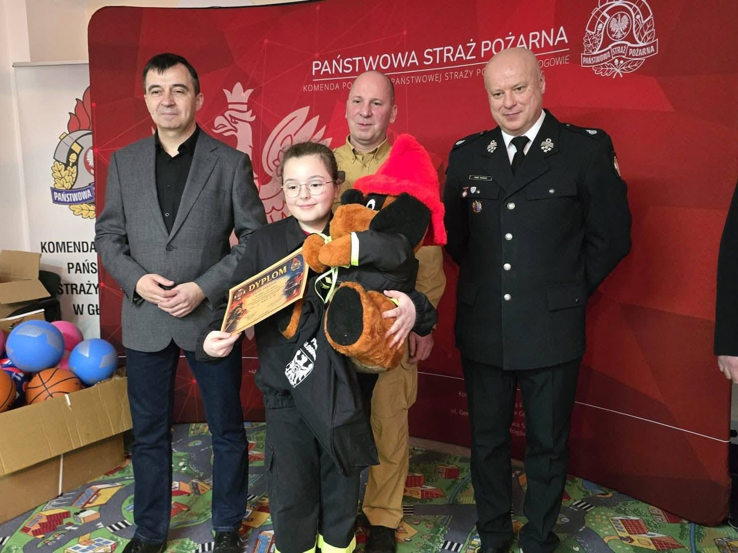 SUKCES NA POWIATOWYCH ELIMINACJACH TURNIEJU POŻARNICZEGO