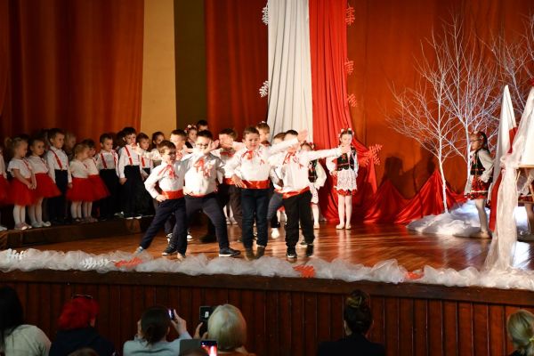 dsc-8345-15752E9F3-B15B-7F53-5E48-CEF2FE26B01F.jpg