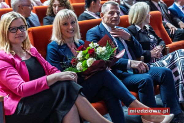 fot-miedziowe-5B336212E-EFA0-9BFB-1101-2D4E559359F9.jpg