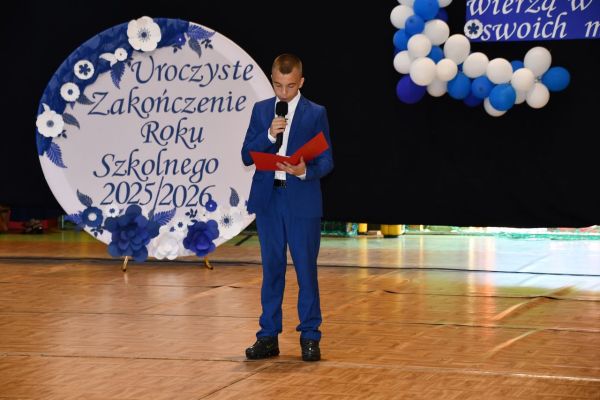 dsc-082305A92EF9-052E-E689-96A4-E63849E35574.jpg