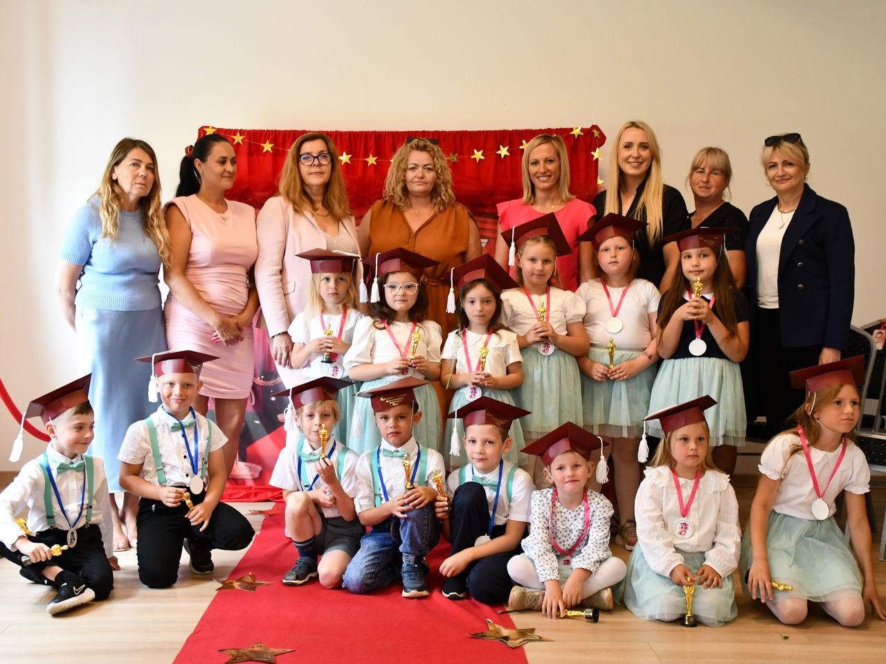 POŻEGNANIE PRZEDSZKOLAKÓW W CHOCIEMYŚLI
