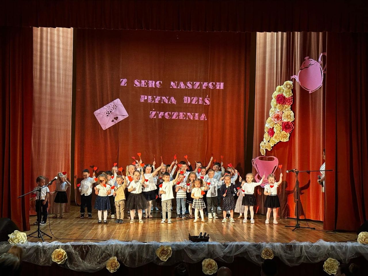 występ w gokis